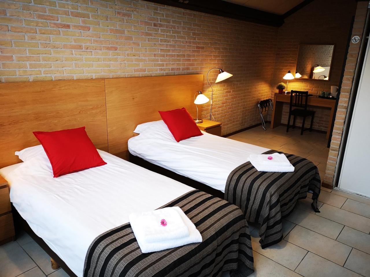 Motel Oostvoorne Exterior foto